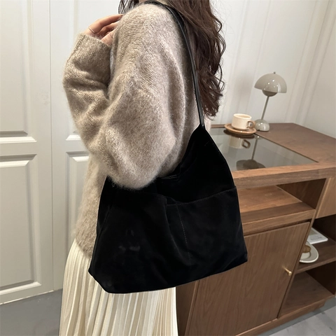 Women Minimalist Faux Suede Tote Bag Large Capacity Vintage Shoulder Bag With Magnet Buckle Solid Color Retro Handbag