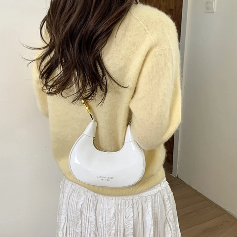 Borsa Tracolla Donna Pelle Verniciata Hobo Bag Lucida Forma Mezza Luna Retro Elegante Borsa A Spalla Hardware Dorato