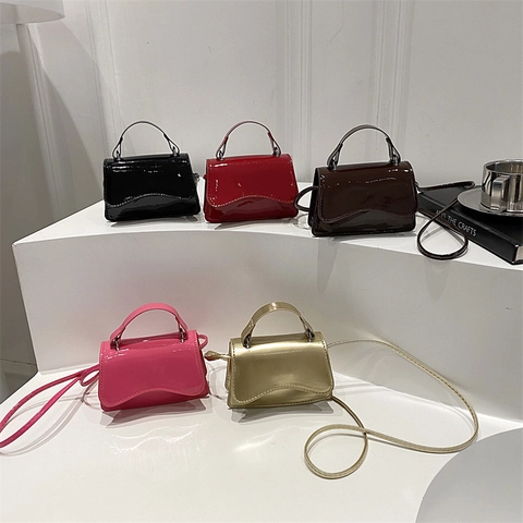 Bolso Cuadrado Mini para Mujer de Cuero PU Estilo Patente Brillante Bolso de Mano Bolso de Hombro Diseño de Nicho Color Sólido