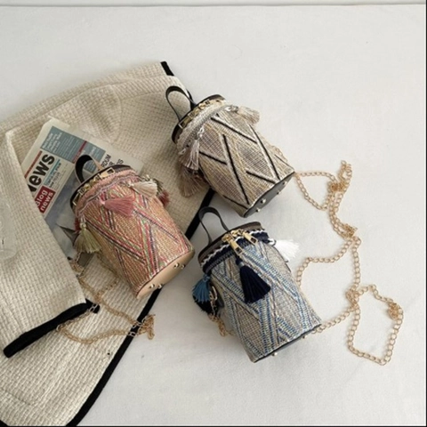 Bohemian Gewebte Zylindertasche Für Damen Ethno Quasten Eimer Umhängetasche Mit Metallkettenriemen Und Quasten
