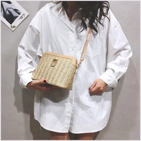 Dames Zomer Schelpvorm Strootje Geweven Schoudertas Casual PVC Crossbody Tas Met Metalen Sluiting Elegante Vakantie Strand Handtas