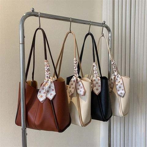 Bolso De Hombro Gran Capacidad Cuero PU Textura Litchi Con Decoración De Pañuelo Bolsa Interior Para Mujer Elegante
