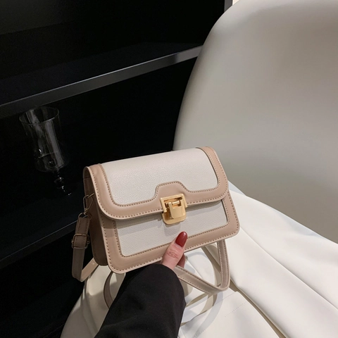 Sac à Épaule Femme en Cuir PU Rétro Bloc de Couleur Sac à Bandoulière Décontracté Petit Sac Carré Avec Fermoir en Métal