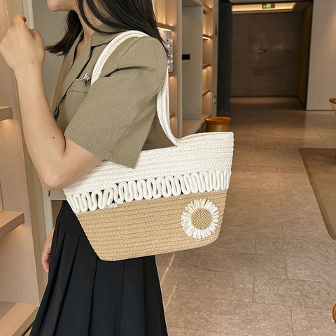 Sac à Épaule en Paille Tissé de Grande Capacité pour Femmes Sac Cabas pour Vacances à la Plage Avec Charme de Marguerite