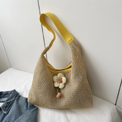 Summer Hand-Woven Straw Tote Bag For Women Large Capacity Casual Shoulder Bag With Floral Decoration Beach Holiday Handbag