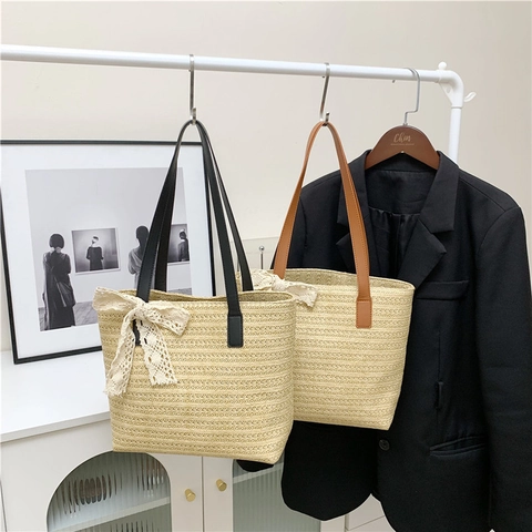 Women Straw Woven Tote Bag Large Capacity Single Shoulder Bag With Lace Bowknot Summer Beach Vacation Hand-Woven Handbag