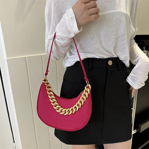 Women Fashion Underarm Bag Hobo Shoulder Bag Felt Fabric With Gold Chain Decoration Trendy Street Style Minimalist Handbag