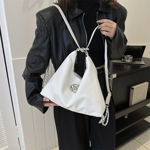 Women Hobo Shoulder Bag PU Leather Large Capacity Fashion Street Style Half Moon Shape Metal Chain Decor Zipper Closure