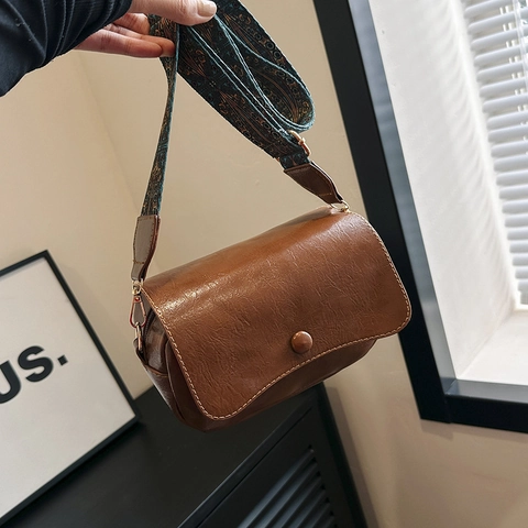 Vintage PU Leder Umhängetasche Für Damen Mit Breitem Ethnischem Print Gurt Bohemian Style Crossbody Satteltasche