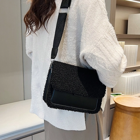 Dames Mode Lamswol PU Leer Patchwork Crossbody Tas Zacht Fleece Kleine Vierkante Schoudertas Met Brede Verstelbare Band