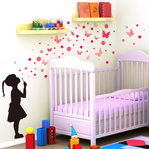Adesivi Murali Ragazza Che Soffia Farfalle Murale d'Arte in PVC Removibile Decalcomanie Silhouette Per Cameretta Bambini Casa