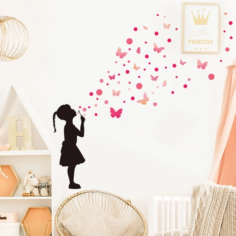 Adesivi Murali Ragazza Che Soffia Farfalle Murale d'Arte in PVC Removibile Decalcomanie Silhouette Per Cameretta Bambini Casa