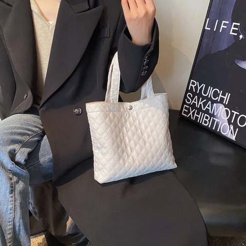 Borsa Tote da Donna Trapuntata a Rombi in Nylon Borsa a Spalla Casual Versatile Con Chiusura Magnetica Borsa a Mano