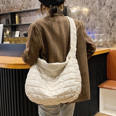 Large Capacity Quilted Puffer Tote Bag For Women Winter Lightweight Soft Padded Hobo Bag Casual Solid Color Shoulder Bag