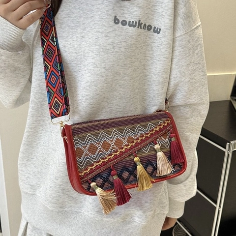 Petit Sac Bandoulière Ethnique Bohémien Pour Femmes Vintage Broderie Géométrique Sac à Épaule en Cuir PU Avec Large Sangle