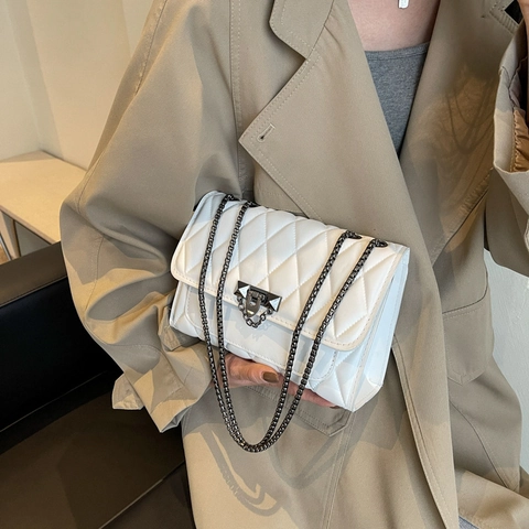 Women Diamond Quilted Chain Shoulder Bag Fashion PU Leather Small Square Crossbody Bag With Metal Lock Rivet Decor