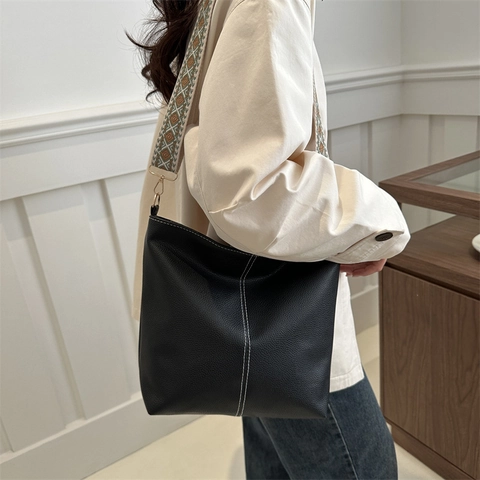 Bolso Cubo de Cuero PU Gran Capacidad para Mujer Retro Color Sólido Bolso de Hombro Bandolera con Correa Ancha Étnica