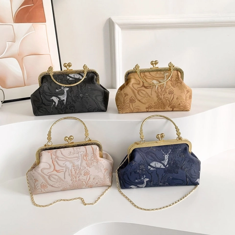 Borsa a Conchiglia in Stile Cinese Vintage con Ricamo a Cervo per Donna Retro Pochette da Sera con Catena in Metallo Tracolla
