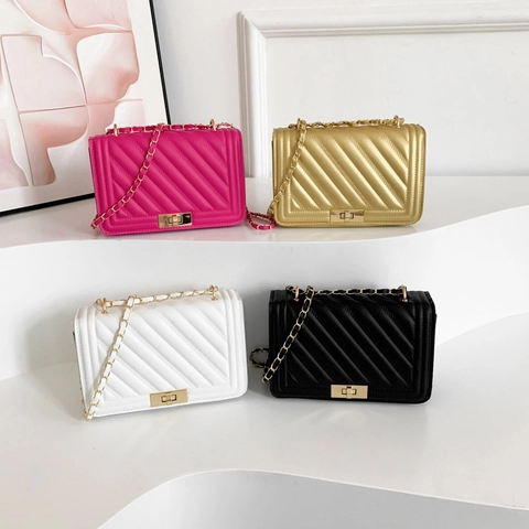 Women's Quilted Chain Shoulder Bag PU Leather Crossbody Bag Fashion Chic Underarm Bag Casual Daily Evening Handbag