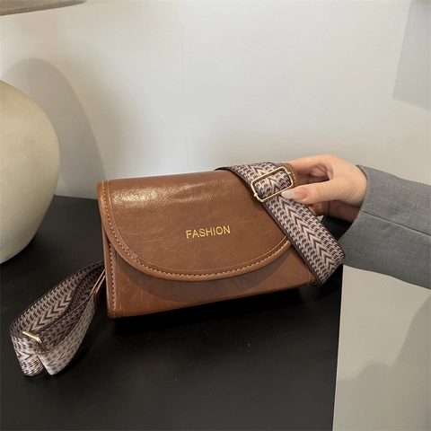 Borsa a Tracolla da Donna Retro in Pelle Sintetica Piccola Quadrata Moda Stampa Lettere Tracolla Larga Fantasia Borsa a Spalla