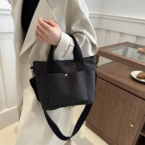 Women Minimalist Nylon Shoulder Bag Fashion Solid Color Tote Bag For Casual Commuting Adjustable Strap Storage Handbag