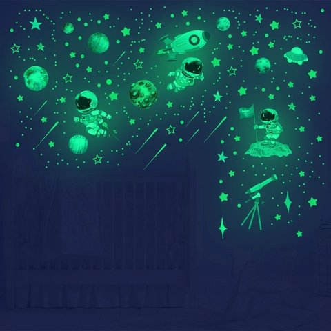 Adesivi Murali Astronauta Pianeta Stella Fluorescenti Tema Spaziale Decalcomanie in PVC per Cameretta Bambini Camera da Letto