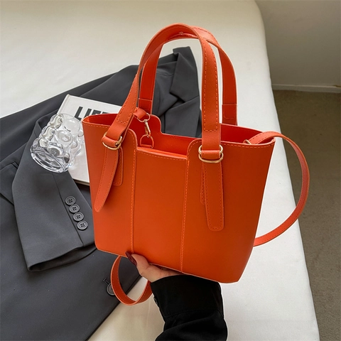 Bolso de Hombro Casual de Cuero PU para Mujer Bolso de Cubo Minimalista Con Correa Ajustable para Oficina y Diario Moda