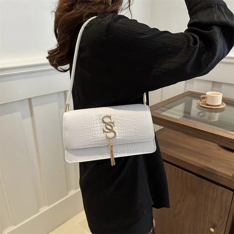 Bolso De Hombro Para Mujer Cuero PU Patrón Cocodrilo Logo Metal Dorado Borla Chic Moderno Elegante Bolso Cuadrado