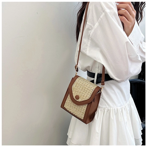 Small Straw Woven Crossbody Bag PU Leather Patchwork Phone Bag For Women Summer Beach Vacation Square Style Handbag