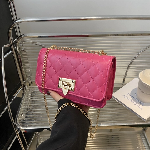 Gesteppte PU Leder Kleine Quadratische Tasche Für Damen Elegante Goldene Kettenschulterriemen Umhängetasche Modisch Chic
