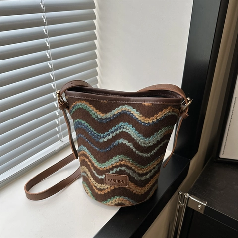 Borsa A Secchiello In Maglia Boho Da Donna Vintage Motivo A Onde Colorate Tracolla In Pelle PU Borsa A Spalla