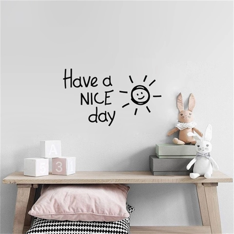 Adesivo da Parete Have A Nice Day Sole Sorridente Stile Nordico PVC Decalcomanie Murali Rimovibili per Camera da Letto Soggiorno