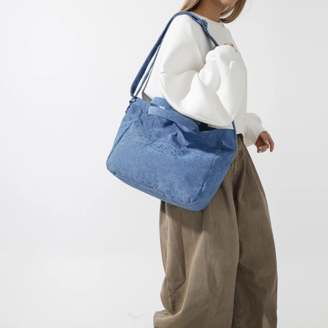 Borsa Tote da Donna in Velluto a Coste Grande Capacità Casual Vintage Ricamo di Lettere Borsa a Tracolla Versatile Quotidiana