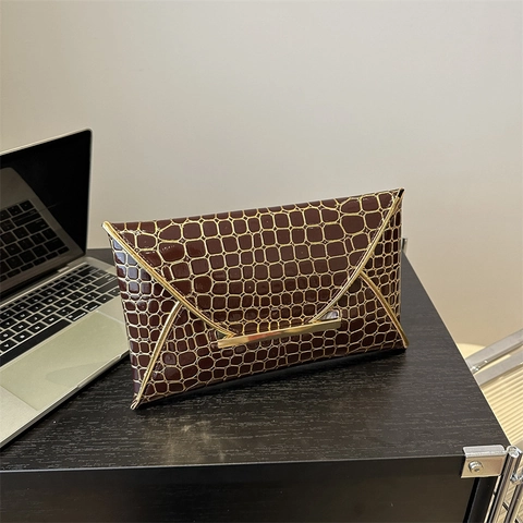 Cartera De Sobre Para Mujer Patrón De Cocodrilo Cuero PU Elegante Bolso De Noche Borde Metálico Dorado Brillante Retro Color Sólido