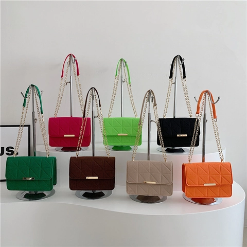 Women's Fashion Felt Crossbody Bag Candy Color Geometric Quilted Shoulder Bag with Chain Strap Daily Casual Handbag