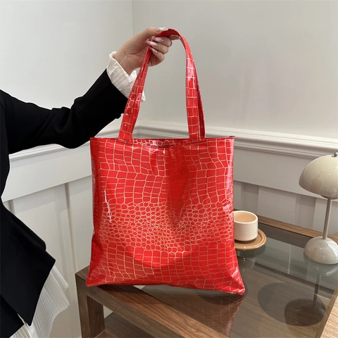 Women Large Capacity Tote Shoulder Bag Crocodile Pattern PU Leather Commuter Zip Closure Fashion Top Handle Bag