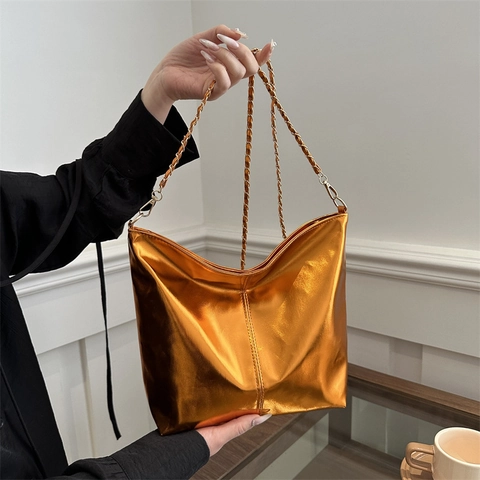 Women Shoulder Bag Metallic PU Leather Chain Strap Large Capacity Shiny Tote Fashion Handbag