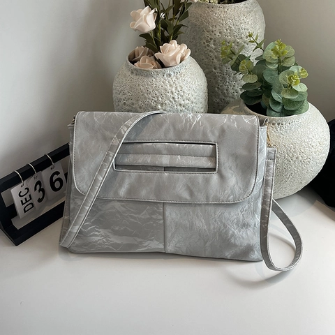 Bolso de Hombro de Cuero PU de Moda para Mujer Textura Arrugada Bolso Sobre Cruzado Con Asa Calada Cartera de Mano Grande