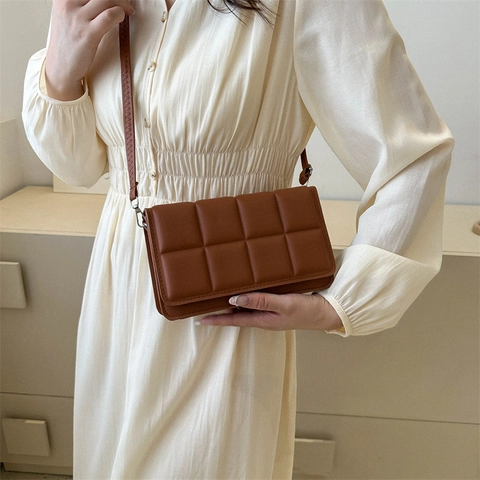 Women Padded Quilted Shoulder Bag Solid Color PU Leather Small Square Crossbody Bag With Magnetic Buckle Minimalist Handbag