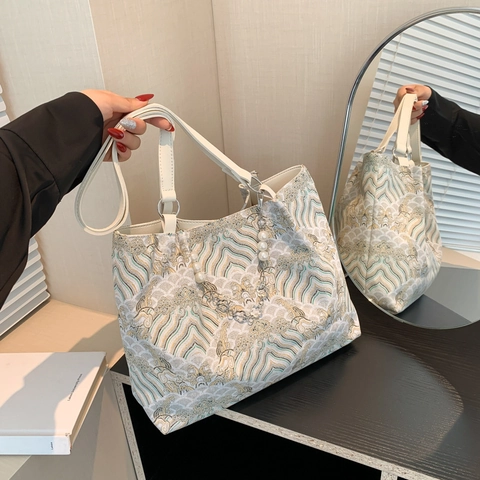 Vintage Traditional Chinese Wave Pattern Tote Bag Women Large Capacity PU Fabric Shoulder Bag With Artificial Pearl Decoration