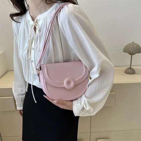 Bolso De Silla Para Mujer De Cuero PU Bolso De Hombro Media Luna Bandolera Con Hebilla Metálica Redonda Color Sólido Moderno