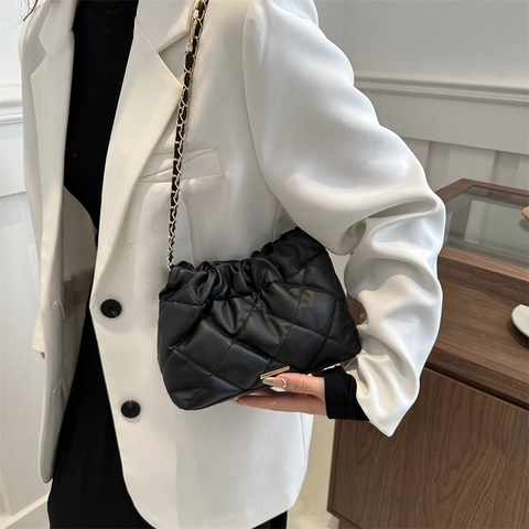 Dumpling Shoulder Bag Rhomboid Quilted PU Leather Chain Crossbody Handbag For Women Elegant Casual Pleated Cloud Purse