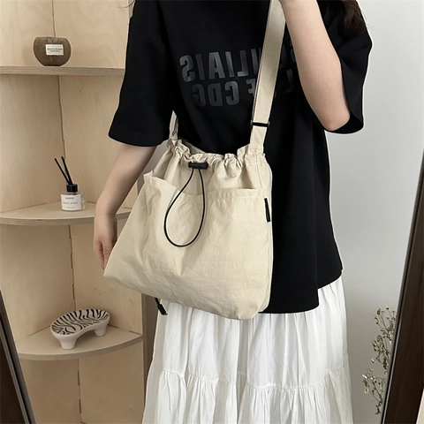 Damen Japanischer Stil Leichte Nylon Schultertasche Mit Kordelzug Große Kapazität Lässige Tote Umhängetasche Für Den Alltag