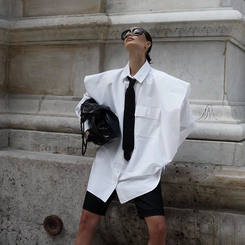 Chemisier Oversize À Épaules Larges Femmes Blouse Manches Longues Coton Polyester Avec Cravate Urbain Avant-Garde Blanc