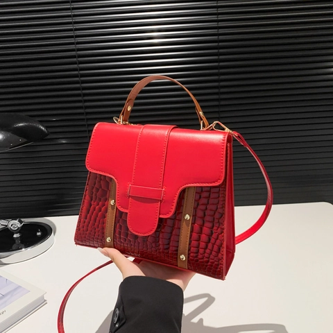 Sac à Épaule Tendance pour Femme Motif Crocodile Épissé Sac à Main Vintage en Cuir PU avec Rivets Dorés Sac Carré