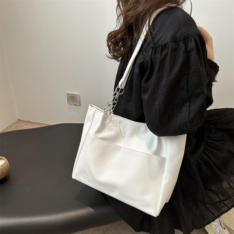 Fashion Women PU Leather Shoulder Bag Underarm Bag With Metal Chain Strap Solid Color Large Capacity Tote Crossbody Bag