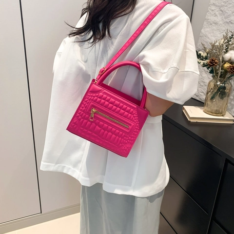 Crocodile Pattern PU Leather Handbag Women Korean Style Crossbody Bag With Double Handles And Front Zipper Pocket