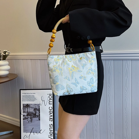 Vintage Stickerei Umhängetasche Satin Stoff Mit Holzperlen Griff Blumen Schmetterling Muster Schicke Handtasche Für Damen