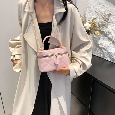 Quilted PU Leather Shoulder Bag With Chain Strap Crossbody Handheld Mini Box Vanity Case Fashion For Women