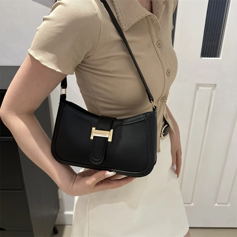 Bolso de Axila de Cuero PU Minimalista para Mujer Con Hebilla de Metal Bolso de Hombro Cuadrado Moda Diario Casual Color Sólido